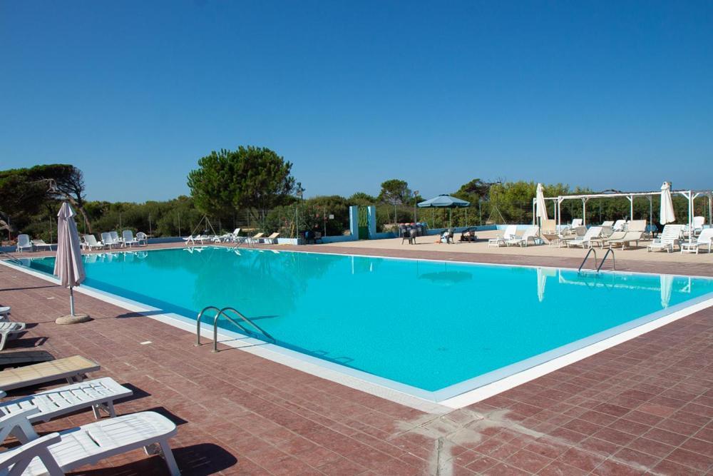 Camping Village S'Ena Arrubia Arborea Buitenkant foto