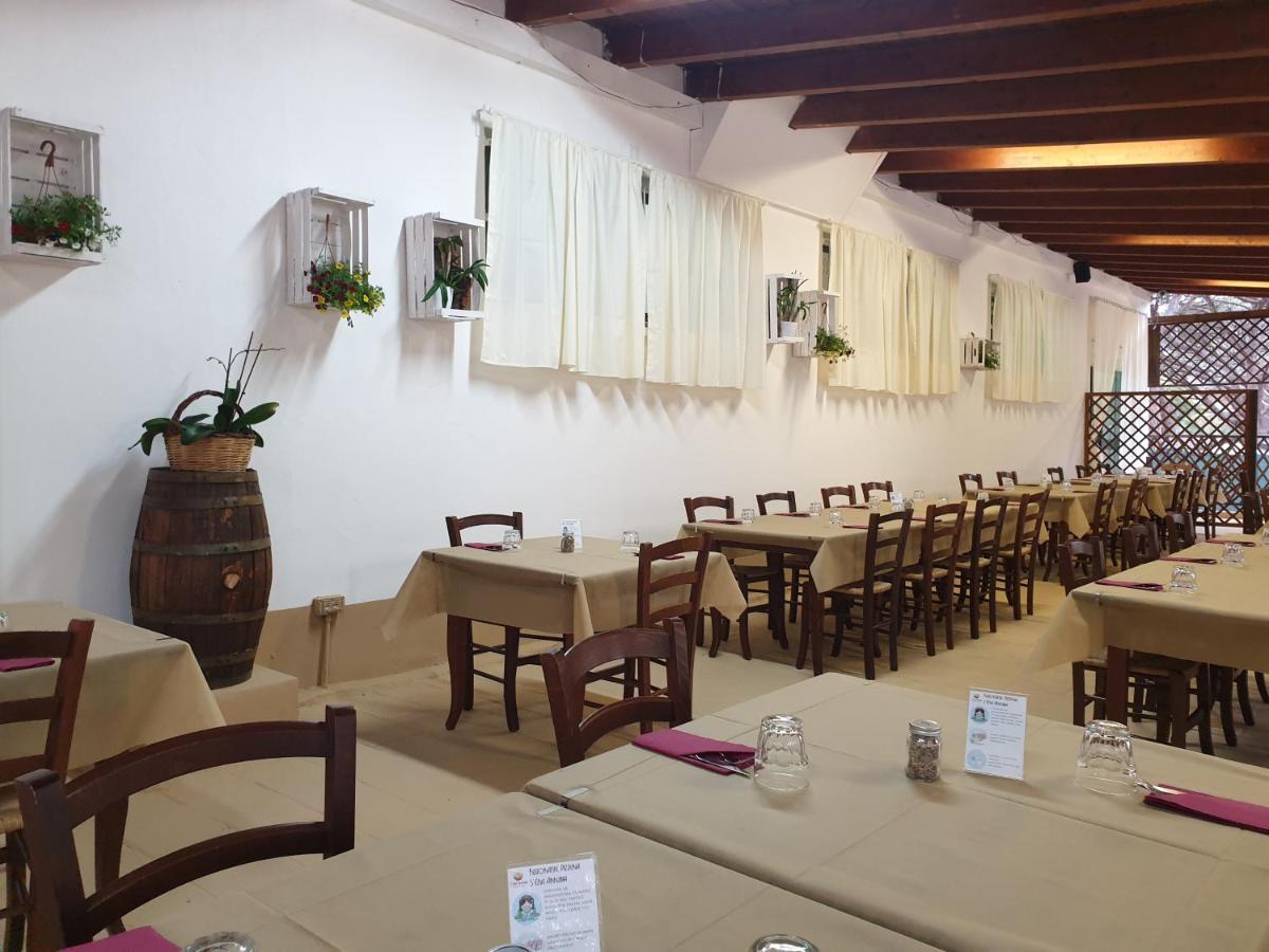 Camping Village S'Ena Arrubia Arborea Buitenkant foto