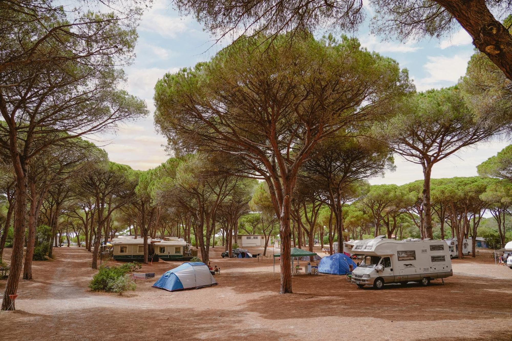 Camping Village S'Ena Arrubia Arborea Buitenkant foto