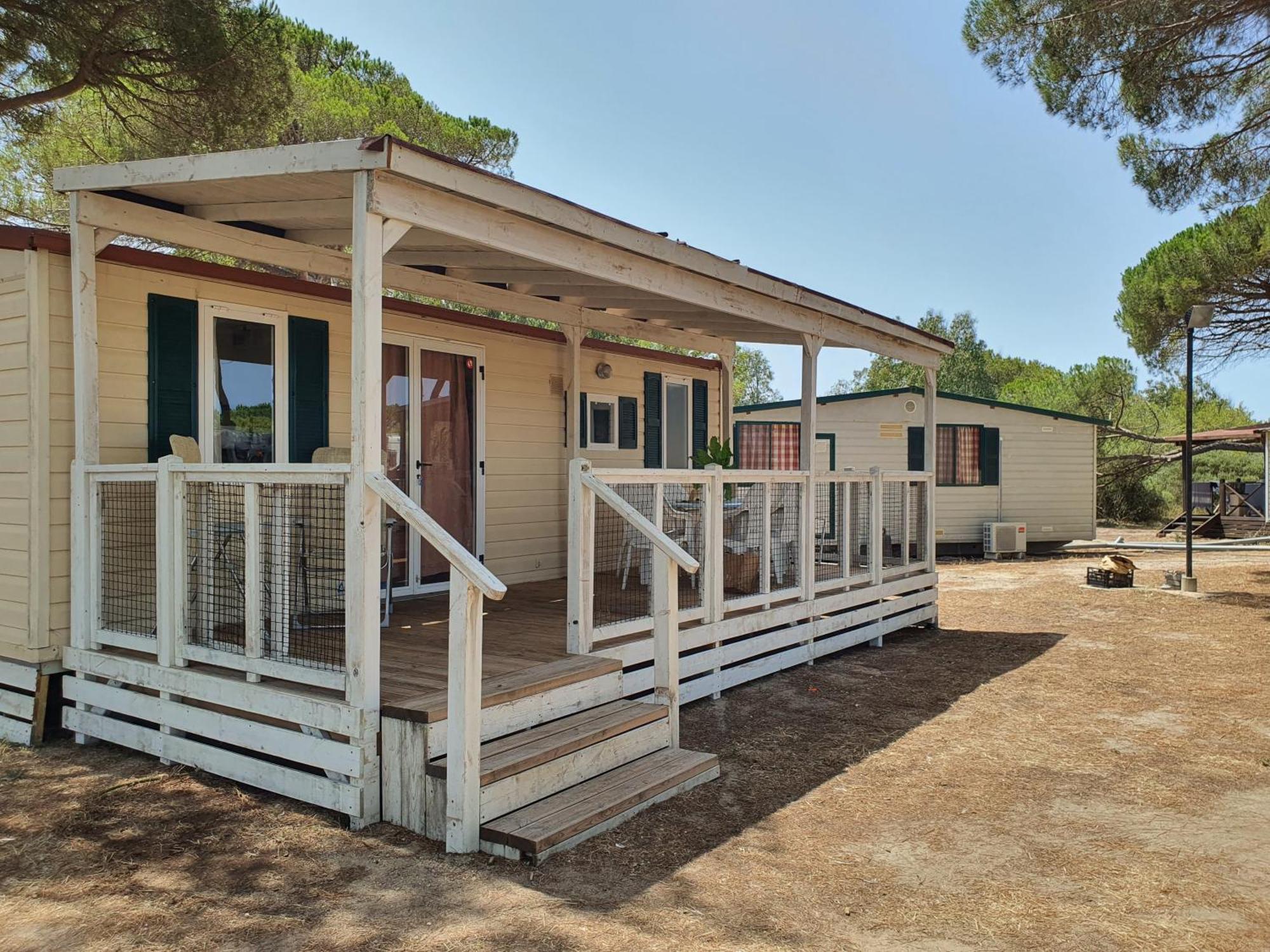 Camping Village S'Ena Arrubia Arborea Buitenkant foto